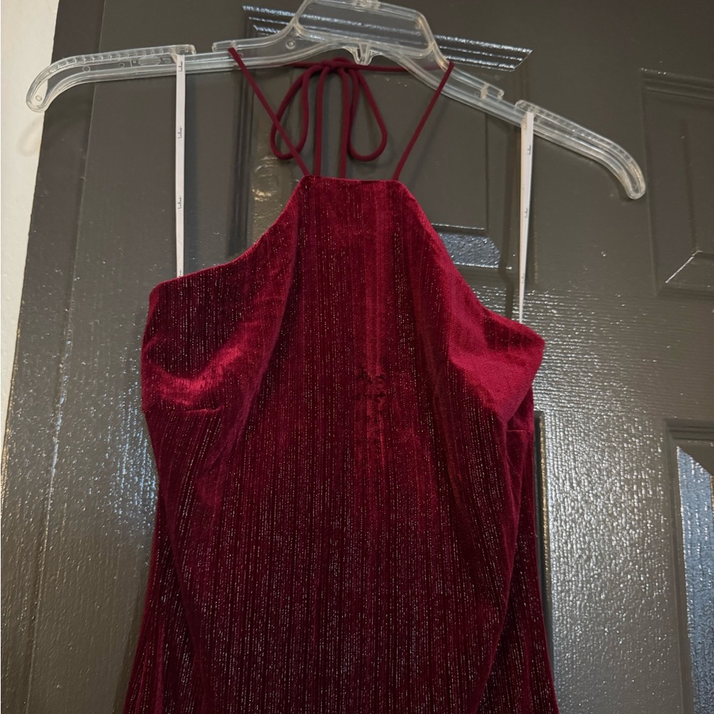 NWOT Lulus Enticing Entrance Sparkly Burgundy Velvet Halter Midi Dress - Picture 6 of 10